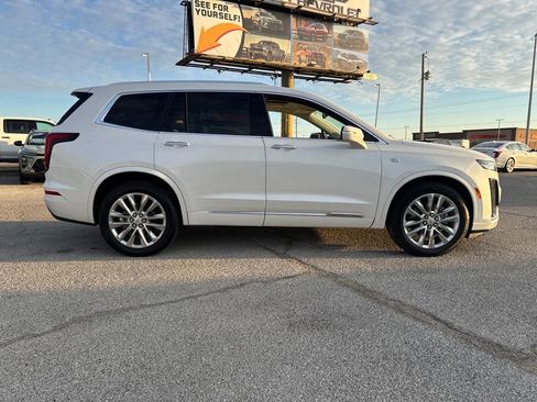 Certified 2023 Cadillac XT6 Premium Luxury image 10