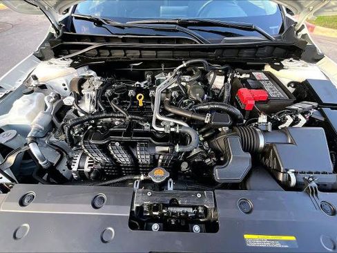 Certified 2023 Nissan Altima 2.5 SR image 30