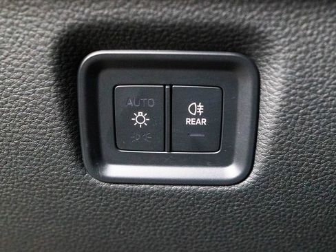 Certified 2026 Porsche Cayenne AWD/4WD image 23