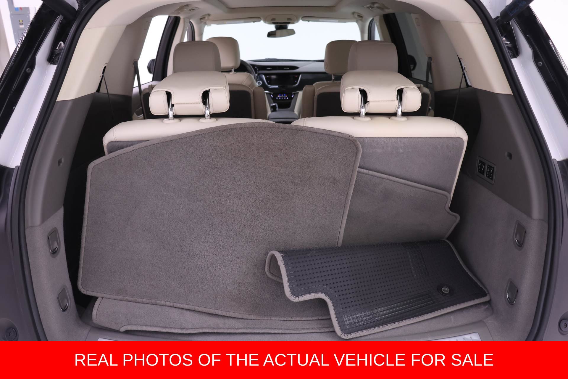 Used 2021 Cadillac XT6 Premium Luxury FWD image 13