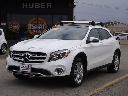 Used 2018 Mercedes-Benz GLA 250 4MATIC image 3