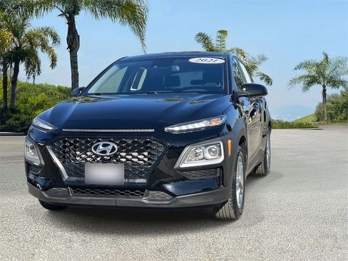 Used 2021 Hyundai Kona SE image 6