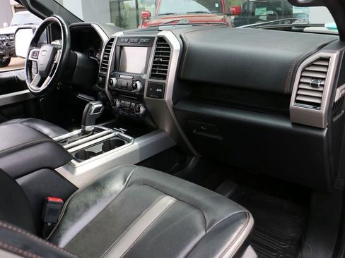 Used 2018 Ford F150 Platinum w/ Equipment Group 701A Luxury image 41