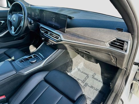 Certified 2023 BMW 330i Sedan RWD image 29