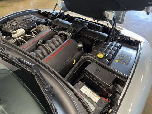 Used 1997 Chevrolet Corvette Coupe w/ Memory Pkg image 50