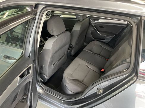Used 2016 Volkswagen Golf S FWD image 33
