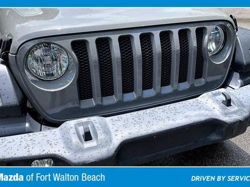 Used 2021 Jeep Wrangler Sport AWD/4WD image 29