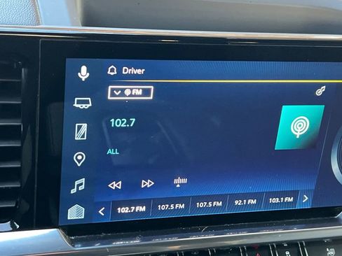 Used 2025 Chevrolet Silverado 1500 LT image 27