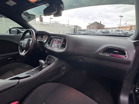 Used 2020 Dodge Challenger SRT Hellcat RWD image 16