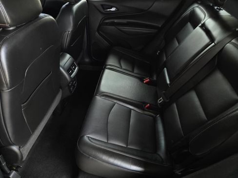 Used 2018 Chevrolet Equinox Premier FWD image 12