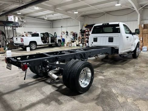 Used 2025 RAM 5500 4x4 Regular Cab image 3