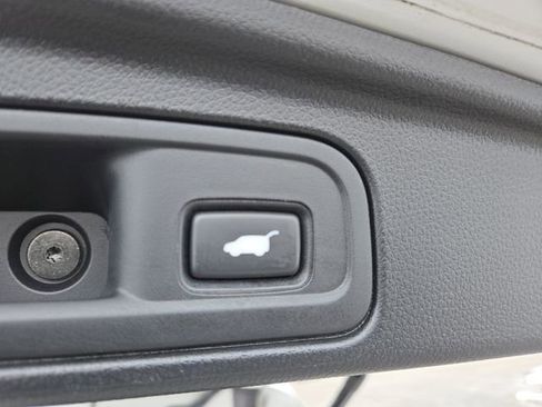 Used 2022 Honda Pilot TrailSport image 16