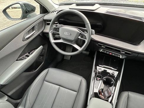 New 2026 Audi Q3 quattro 2.0T AWD/4WD image 10