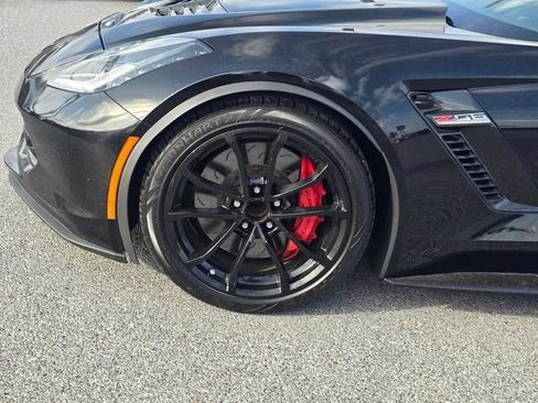 Used 2019 Chevrolet Corvette Z06 RWD image 10