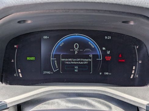 Used 2025 Toyota Camry LE w/ Convenience Package FWD image 19