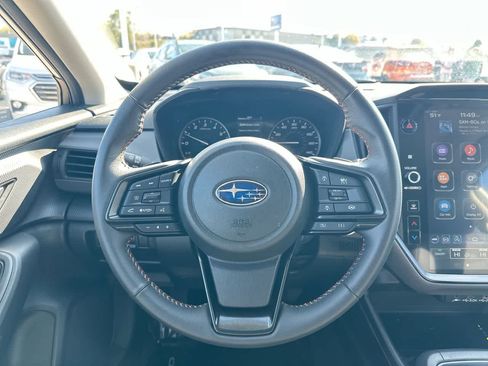 Certified 2025 Subaru Crosstrek 2.5i Limited image 28