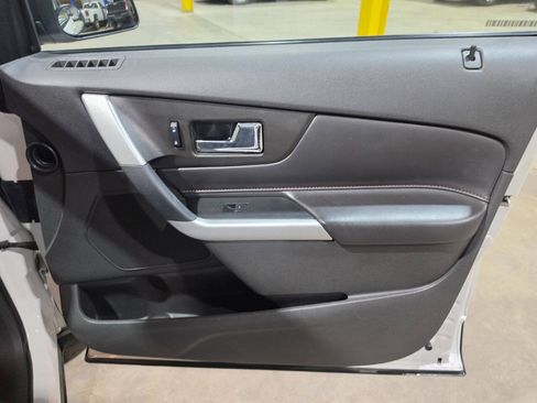 Used 2013 Ford Edge SEL AWD/4WD image 30