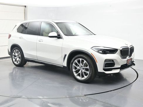 Used 2021 BMW X5 xDrive40i w/ Convenience Package AWD/4WD image 35