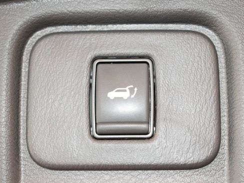 Used 2023 Nissan Murano Platinum AWD/4WD image 15