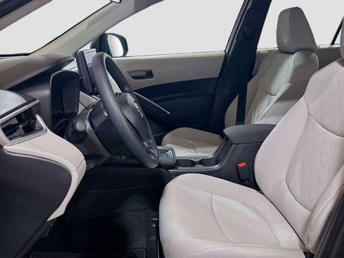 New 2026 Toyota Corolla Cross L FWD image 19