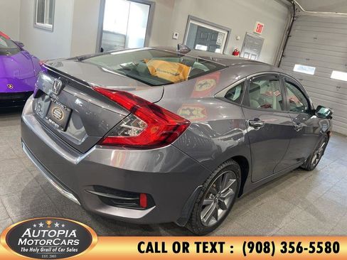Used 2019 Honda Civic EX image 5