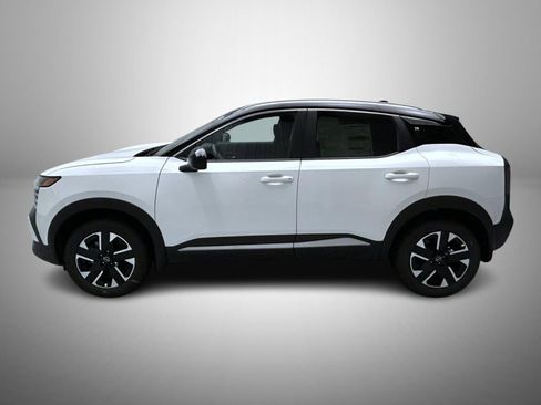 New 2026 Nissan Kicks SV w/ SV Premium Package AWD/4WD image 8