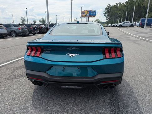 New 2026 Ford Mustang Coupe RWD image 5