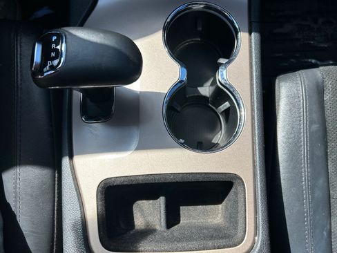Used 2015 Jeep Grand Cherokee Altitude AWD/4WD image 29