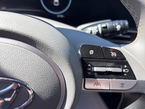 Used 2023 Hyundai Elantra SEL w/ Convenience Package image 19