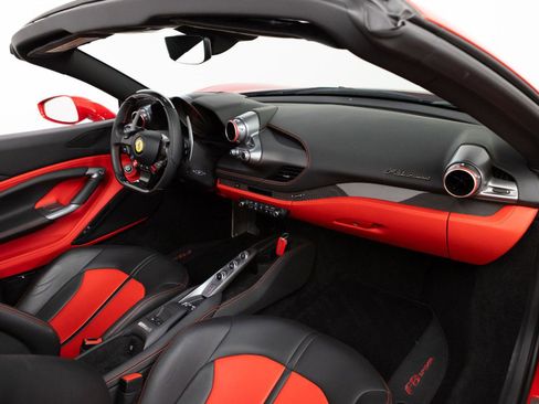 Certified 2022 Ferrari F8 Tributo image 59