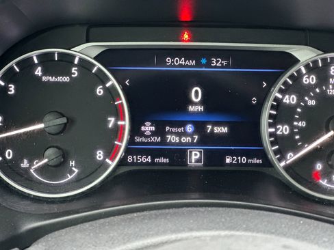 Used 2021 Nissan Sentra SV image 24