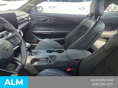 Used 2025 Ford Mustang Dark Horse RWD image 4