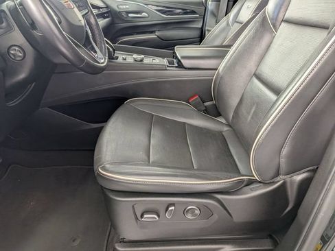 Used 2023 Cadillac Escalade Sport AWD/4WD image 14