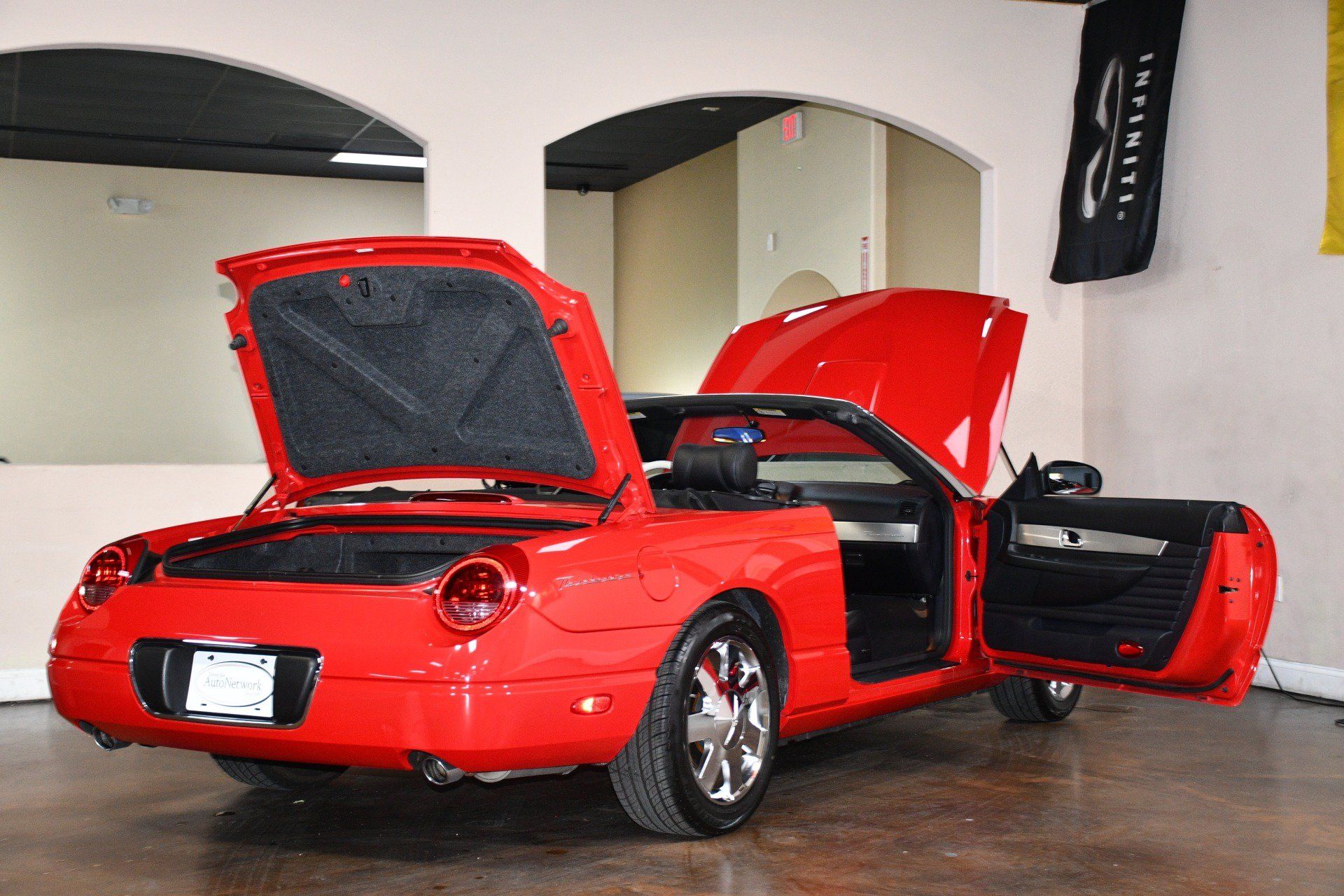 Used 2003 Ford Thunderbird RWD image 91