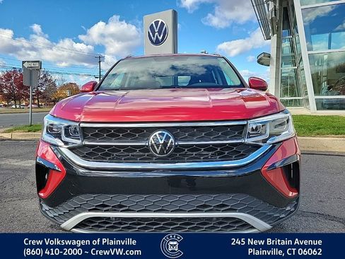 Certified 2023 Volkswagen Taos SEL image 23