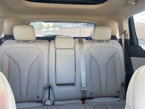 Used 2019 Lincoln Nautilus Select AWD/4WD image 36