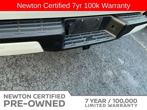 Used 2022 Nissan Frontier PRO-4X w/ Pro-4X Premium Package AWD/4WD image 7