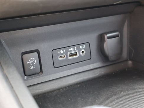 Used 2024 Nissan Sentra SV FWD image 23