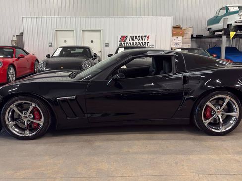Used 2013 Chevrolet Corvette Grand Sport w/ 2LT Preferred Equipment Group RWD image 23