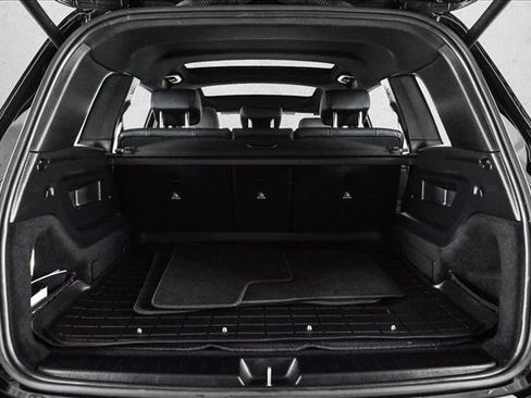 Certified 2023 Mercedes-Benz GLB 35 AMG 4MATIC image 6