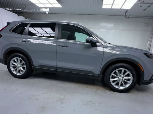 Used 2024 Honda CR-V EX image 9