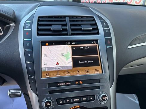 Used 2018 Lincoln MKZ Select w/ Select Plus Package image 32