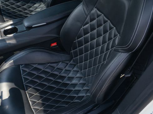 Used 2015 Ferrari F12 Berlinetta RWD image 53