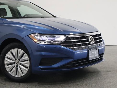 Used 2019 Volkswagen Jetta S w/ Driver Assistance Package FWD image 3