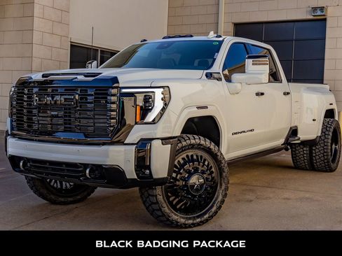 Used 2026 GMC Sierra 3500 Denali Ultimate w/ LPO, Black Badging Package image 5
