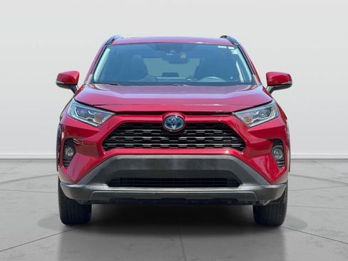 Used 2020 Toyota RAV4 XLE w/ Convenience Package AWD/4WD image 2