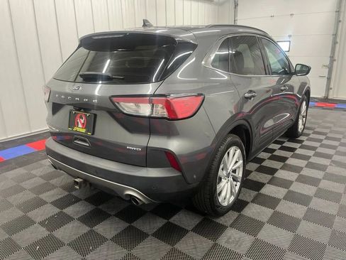 Used 2022 Ford Escape Titanium w/ Titanium Elite Package AWD/4WD image 3