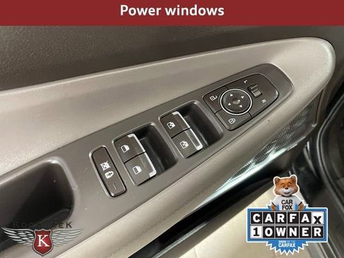 Used 2020 Hyundai Santa Fe SEL w/ Convenience Package image 20