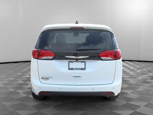 New 2026 Chrysler Voyager LX FWD image 5