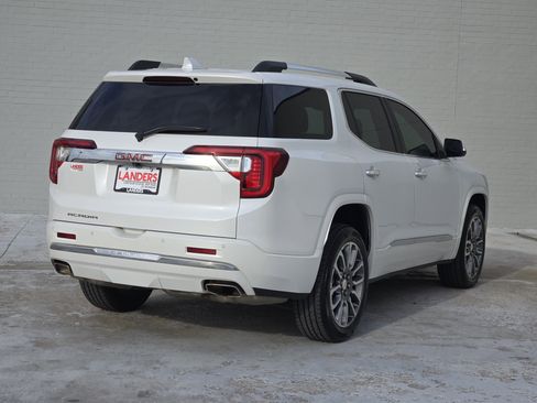 Used 2021 GMC Acadia Denali image 8